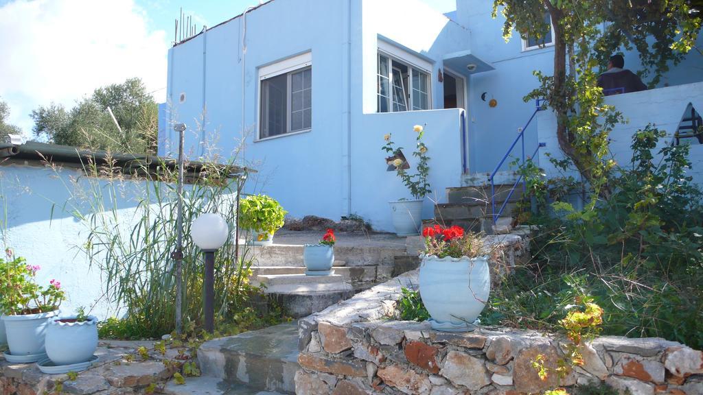 Arménoi Stefanos Garden 아파트 객실 사진